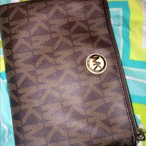 Mikael Kors crossbody purse